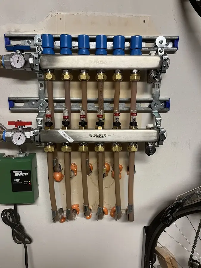 Plumber performing Leak Detection at a residential property in Oasis